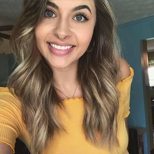 Meet your Posher, Abby